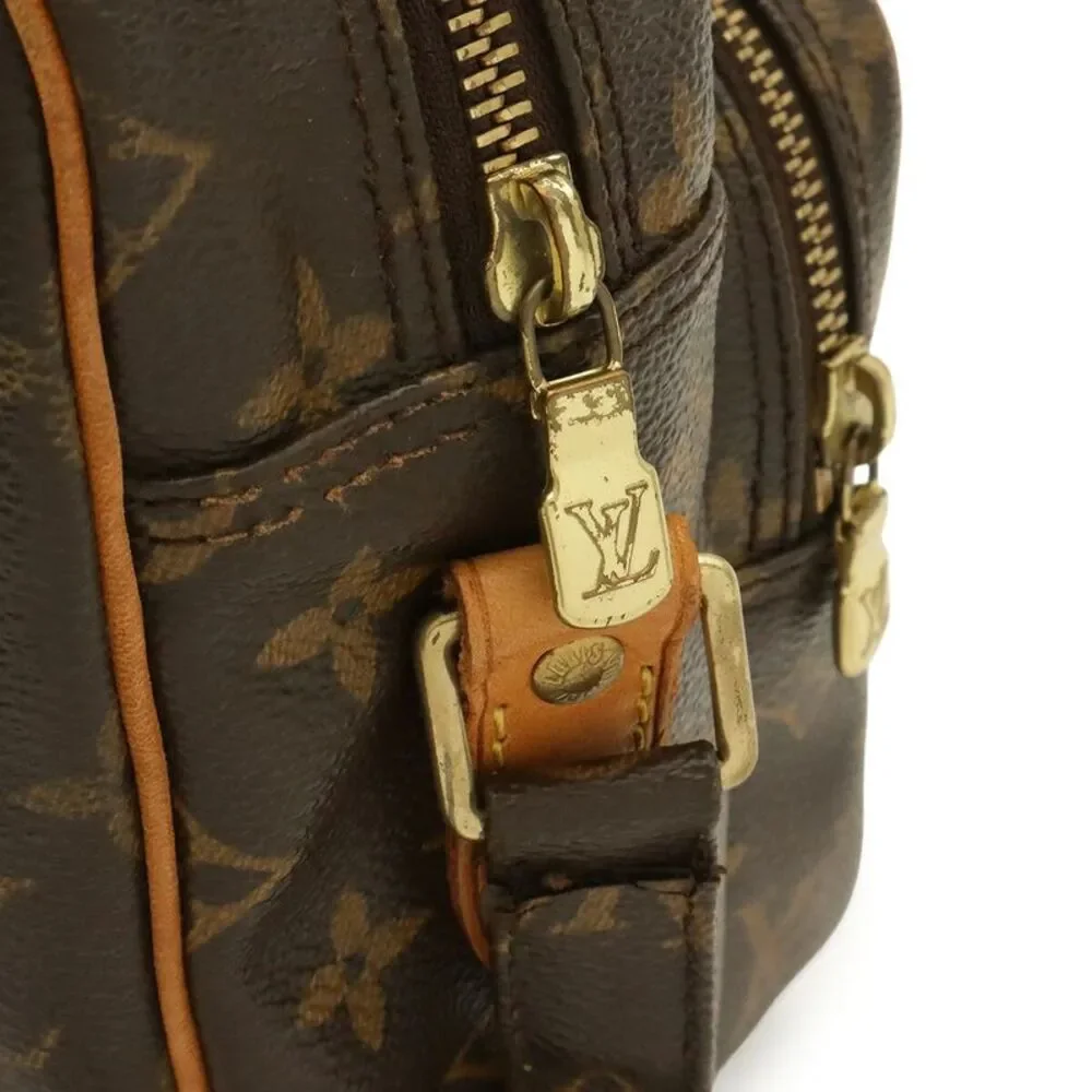 Louis Vuitton Nile Messenger Bag